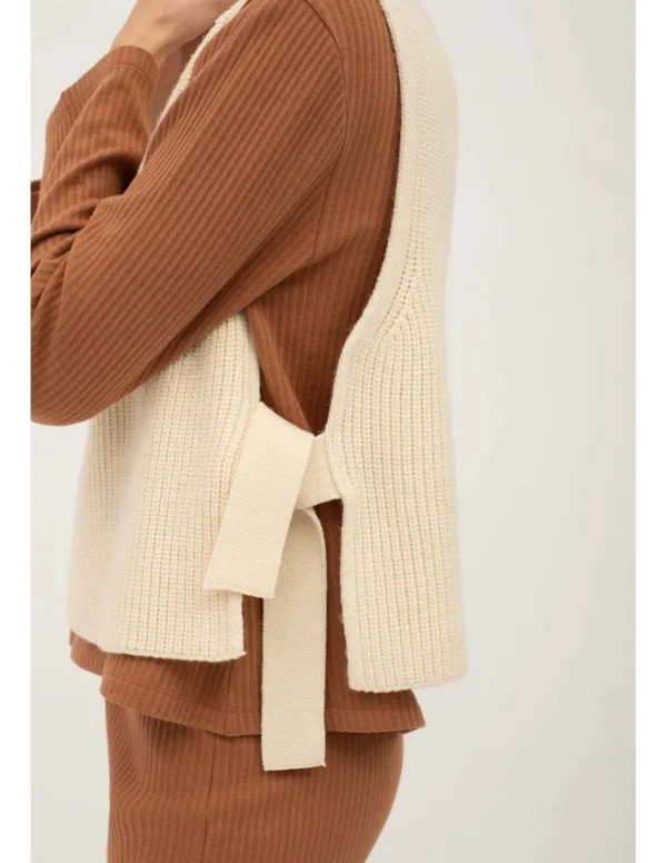 Flash Sale CHALECO VADE Punto | Chalecos Y Capas