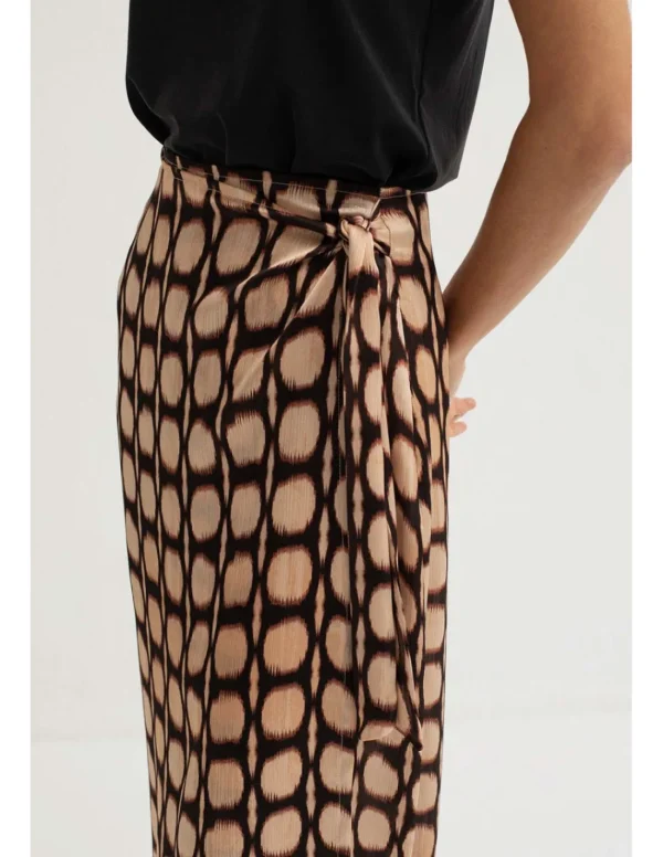 Flash Sale FALDA MACAS Faldas