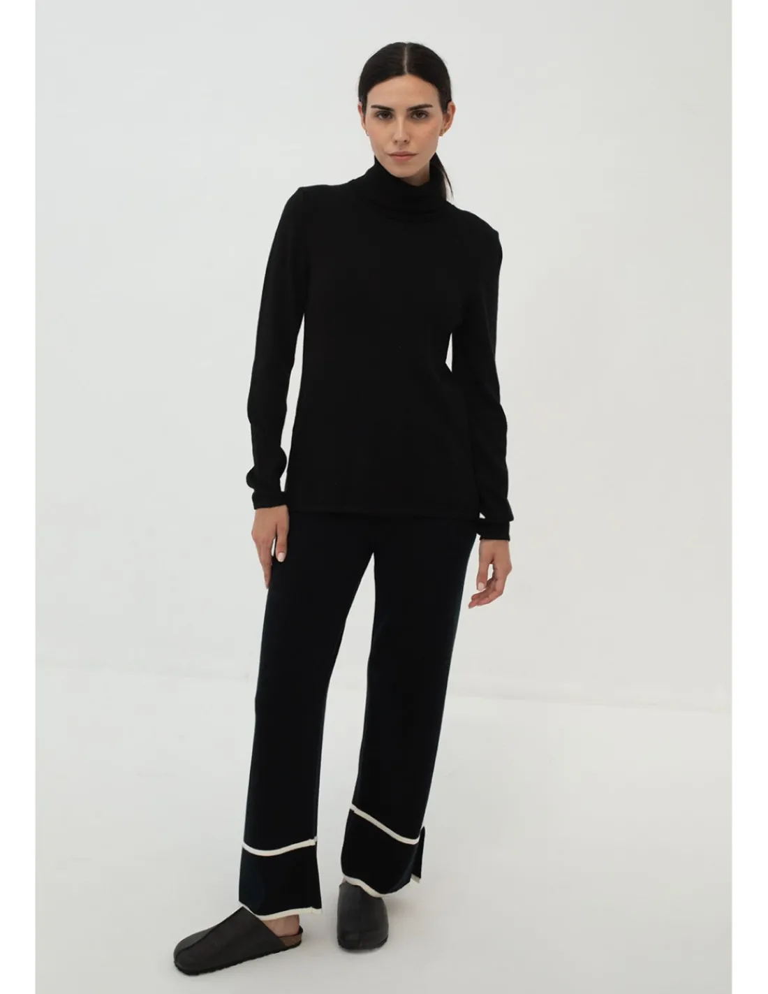 pantaln_caster_0-2.webp Cheap PANTALÓN CASTER Pantalones | Punto