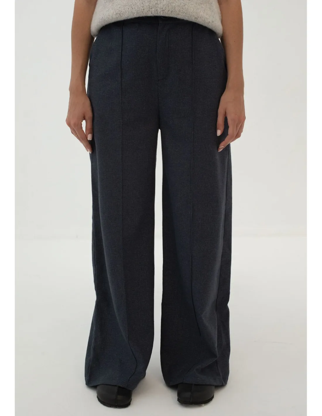 pantaln_oroso_0-1.webp Online PANTALÓN OROSO Pantalones